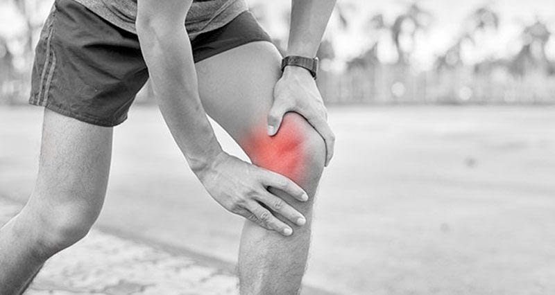 knee-pain-the-most-common-issue-among-the-elderly-queen-s-avenue-clinic